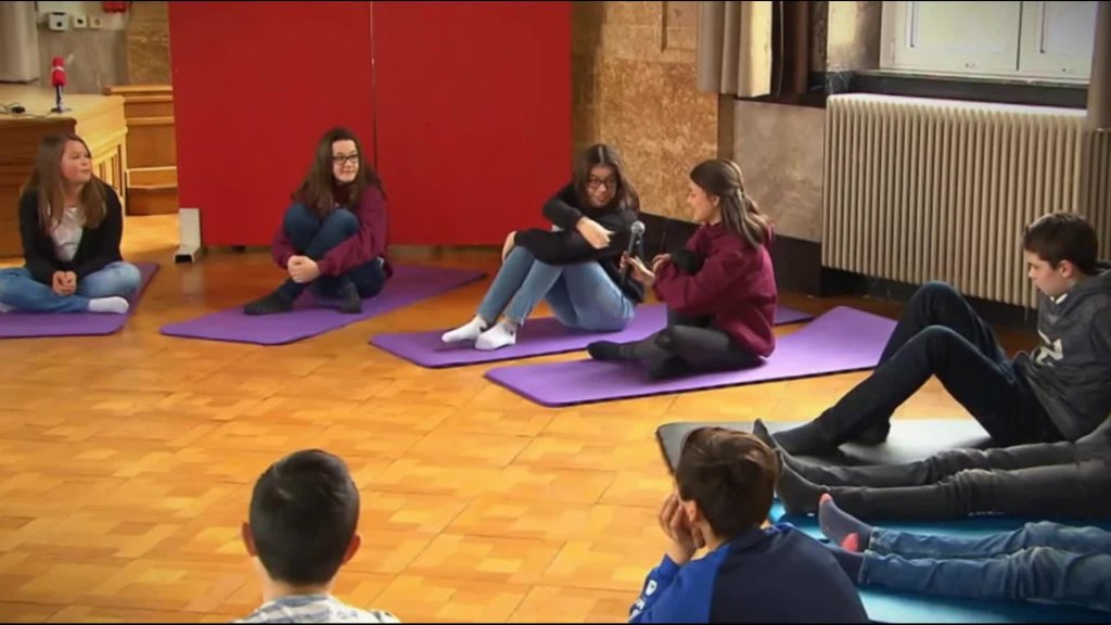 Stress-Less-at-lycée-reportage-RTL-2017-version F